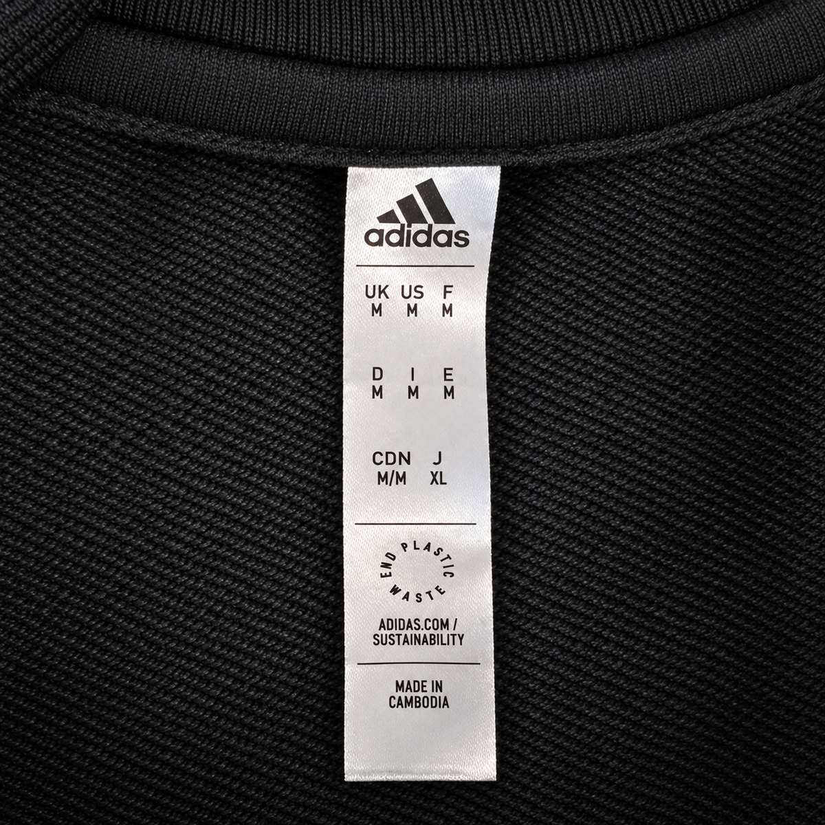 Leeds United Adidas Training Quarter Zip Top 2022/23 – Astonish Sponsor – Size Medium - Shep's Retro