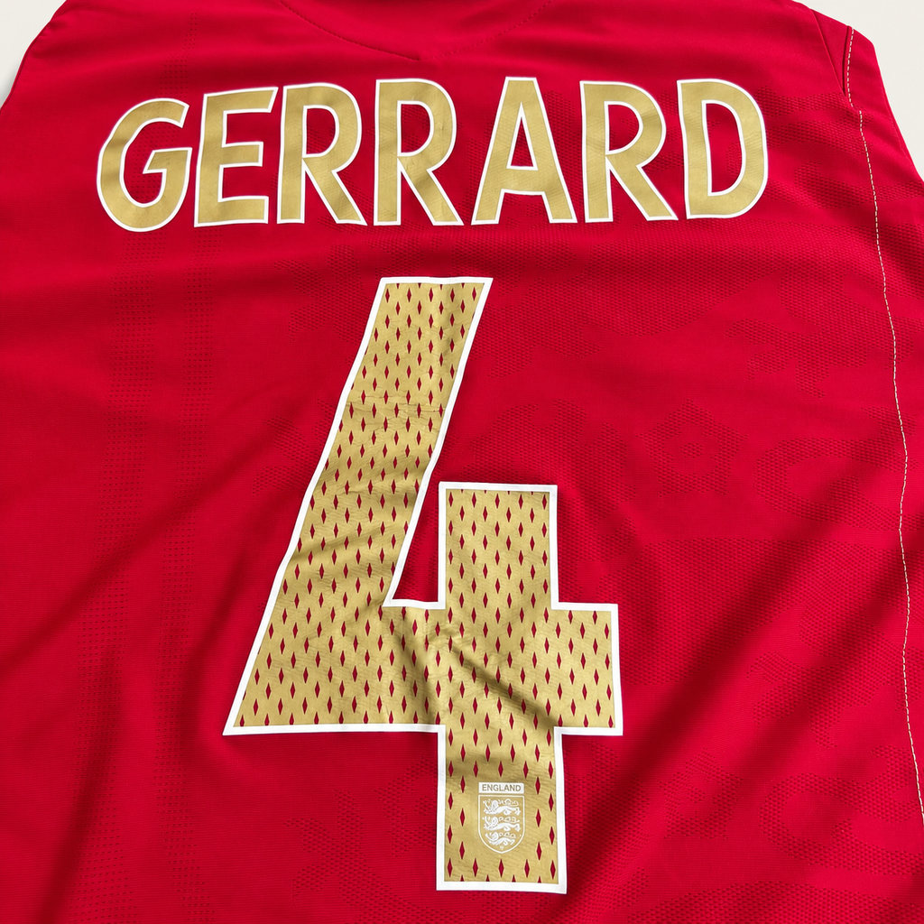 England 2008 Away Football Shirt – Steven Gerrard #4 – Umbro – Red – Medium - Shep's Retro