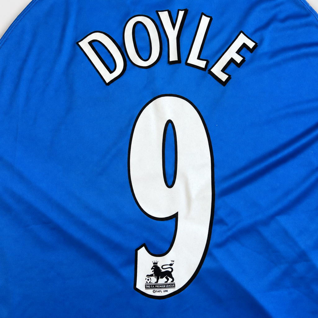 Reading FC 2006/07 Home Shirt – Kevin Doyle #9 – Puma Kyocera – Men’s Football Shirt - Shep's Retro