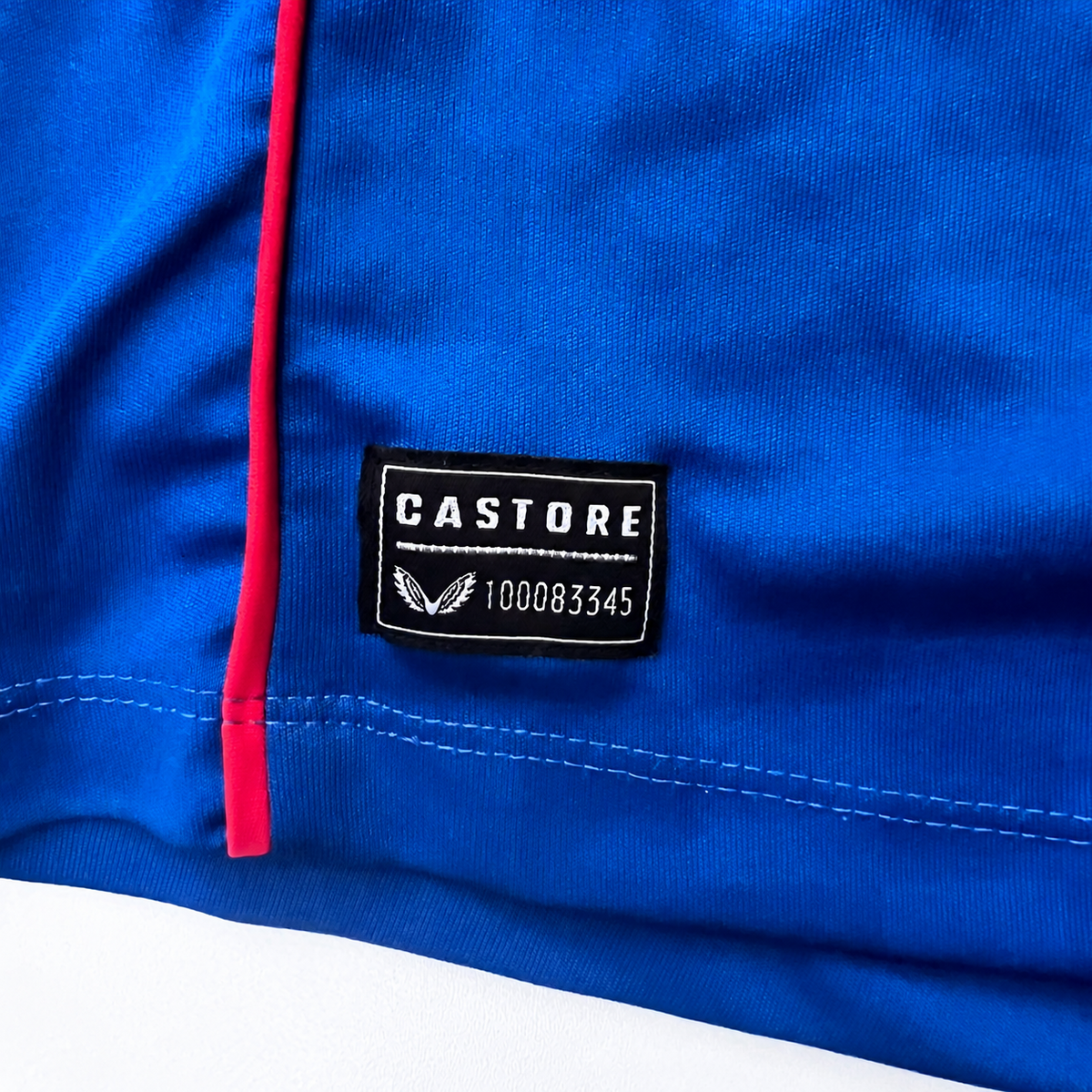 Rangers FC 2022/23 Home Football Shirt – Castore – Blue – Men’s Medium