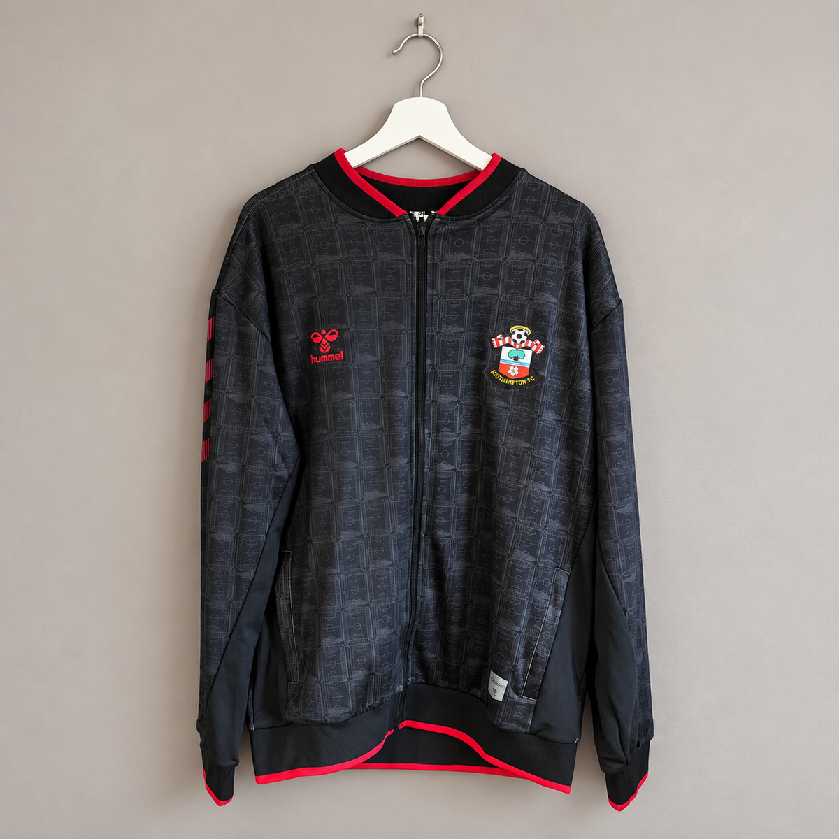 Southampton FC Hummel Anthem Jacket 2021/22 – St Mary’s 20th Anniversary – Black – Size 2XL - Shep's Retro